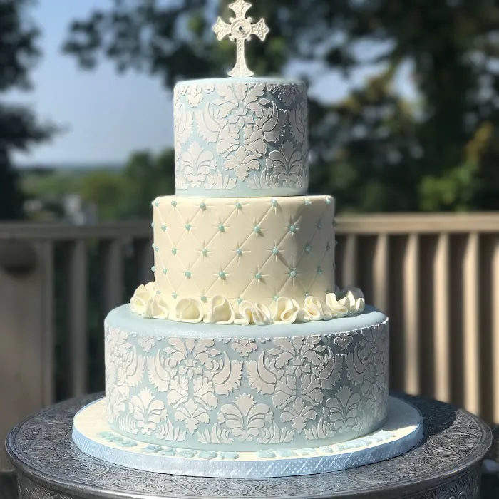 Sweet Tiers Cakery Picture 7