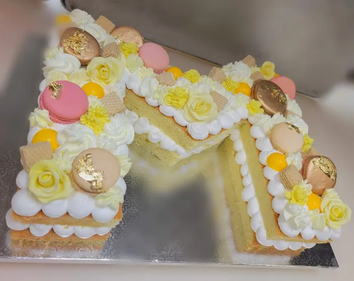 Yolanda's Bakery Picture 3