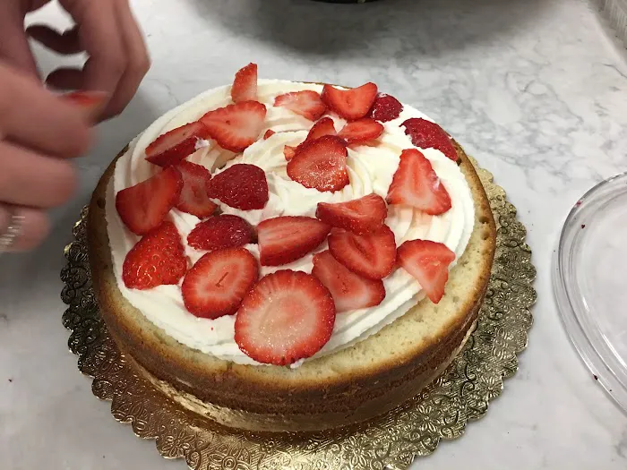 Shirin Bakery Picture 2