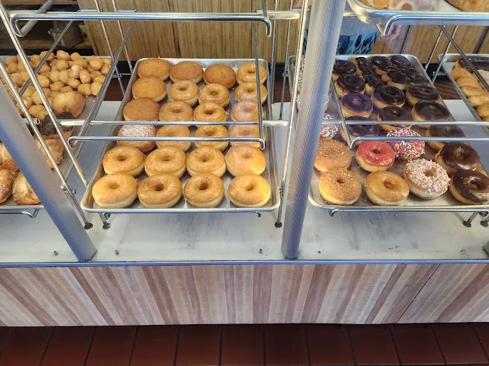 Donut Queen Picture 4