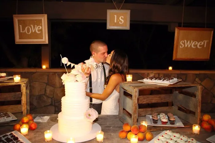 La Creme Bakery Picture 1