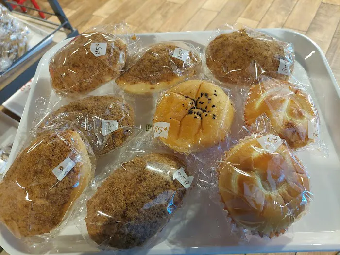 85°C Bakery Cafe - Northridge Picture 10