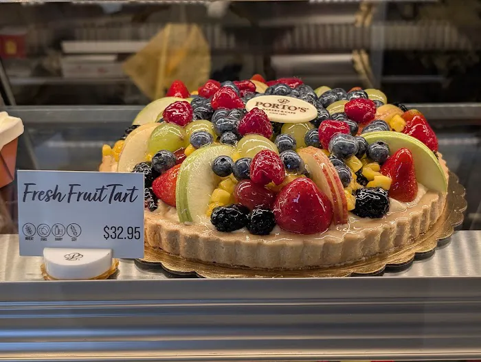 Porto's Bakery and Cafe Picture 6