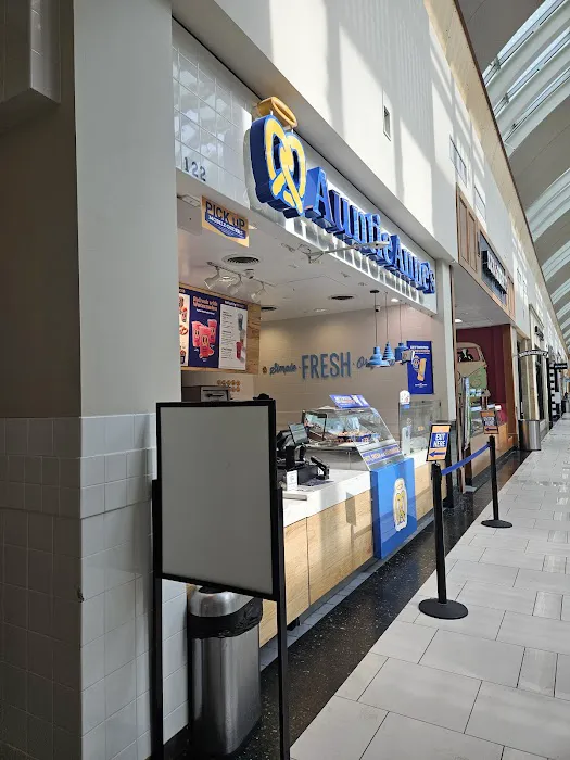 Auntie Anne's Picture 9