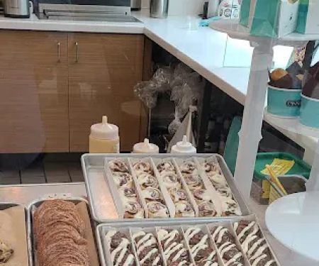 Cinnabon