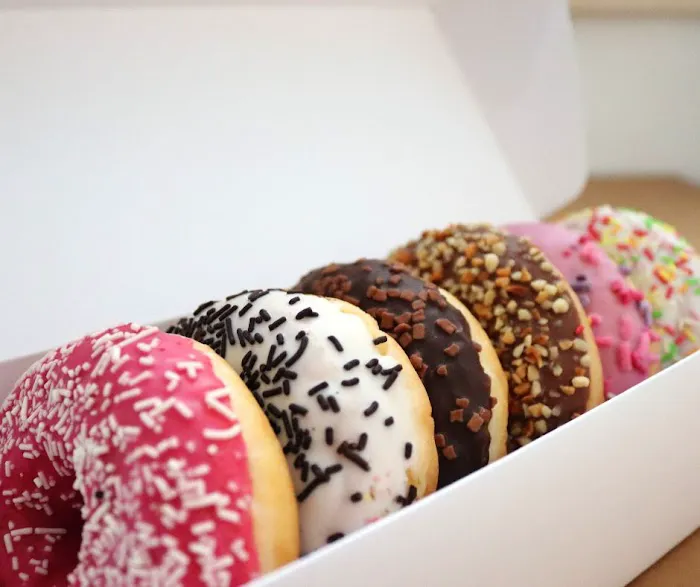 Winchell’s Donuts Picture 3