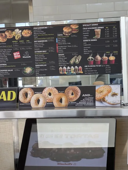 Winchell’s Donuts Picture 7