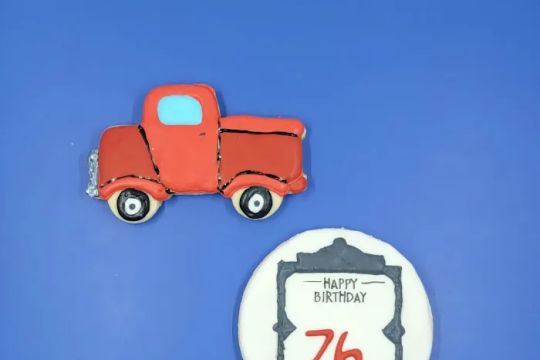 This Piggy Flies Cookie Company