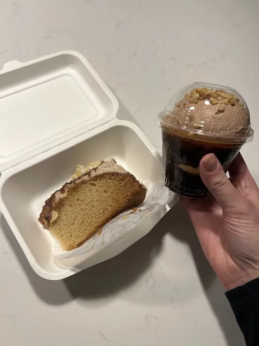Crust Vegan Bakery Picture 2