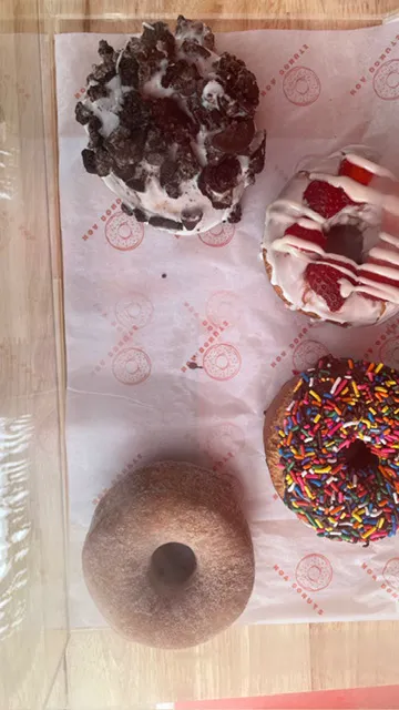 Noa Donuts Picture 2