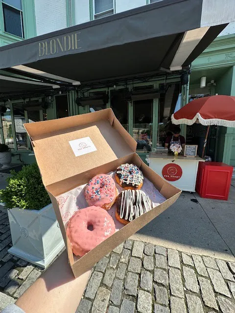 Noa Donuts Picture 5