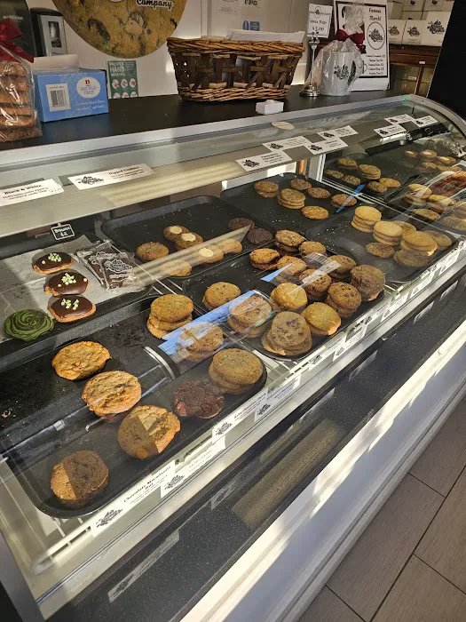 The Famous 4th Street Cookie Company Picture 6