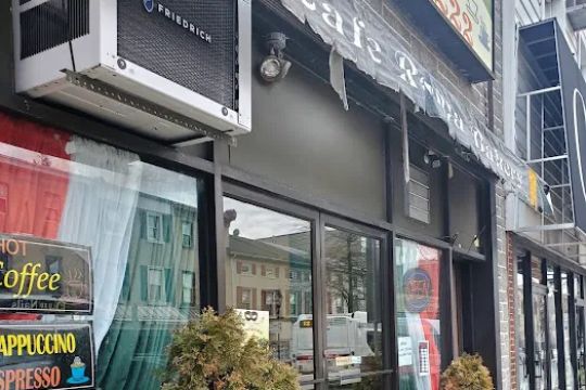 Cafe Roma Bakery