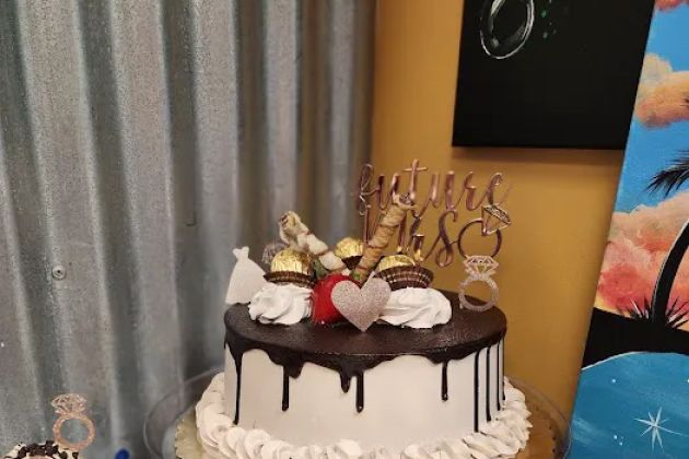 Pastelería y panadería los claveles