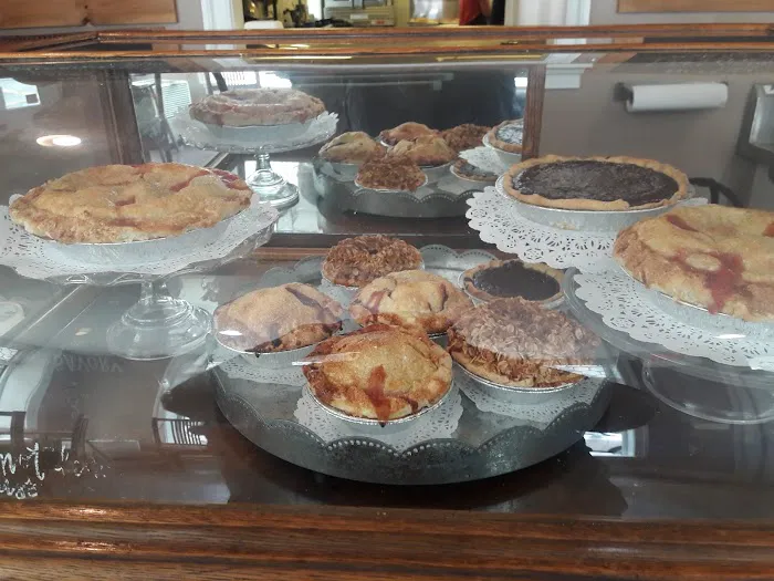 Nomadic Pies Picture 2