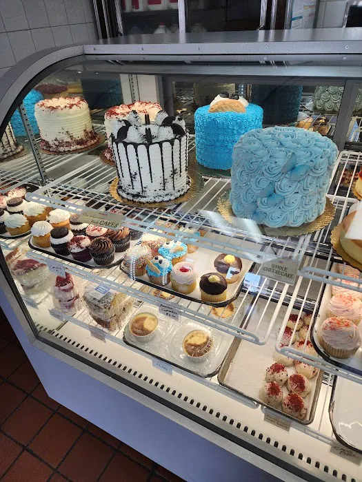 Neptune Bakery & Deli Picture 5