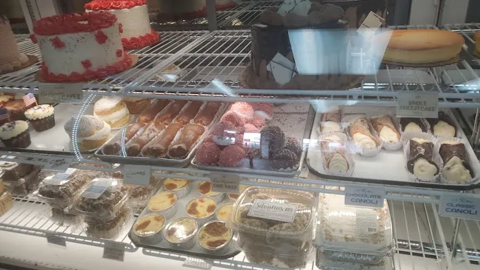 Neptune Bakery & Deli Picture 2