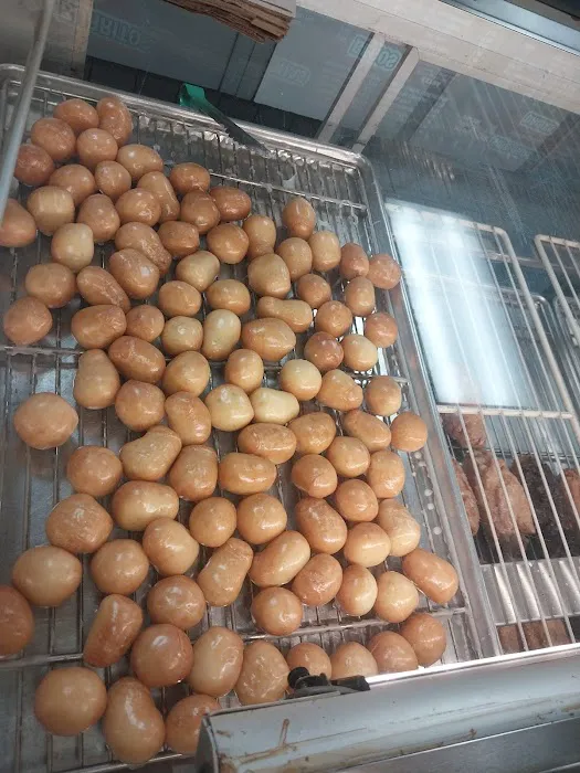 Perris Donut & Burger Shop Picture 7
