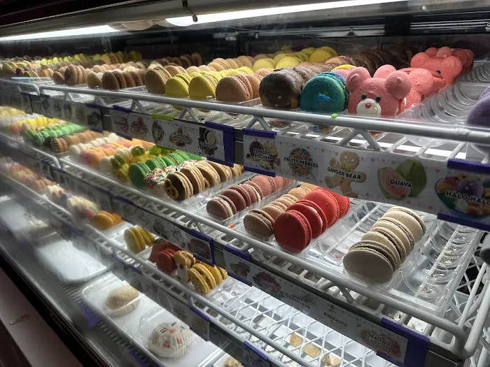 Momma Mondragon’s Macarons Picture 10