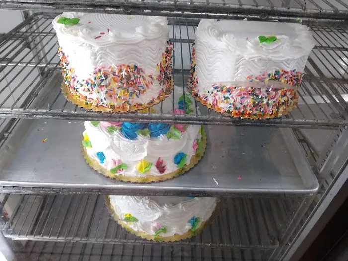 Golden Pastry Shop Picture 7