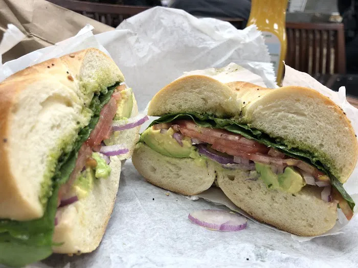 Wonder Bagels Picture 10