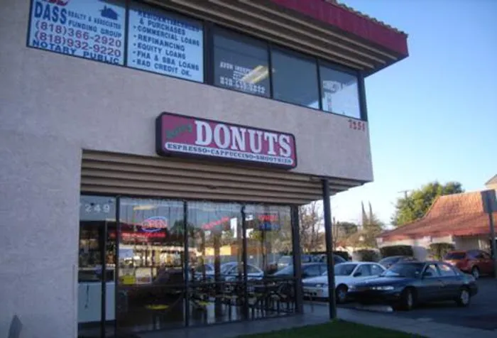 Jolly Donuts Picture 5