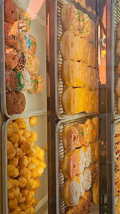 USA Donuts & Croissants Picture 9