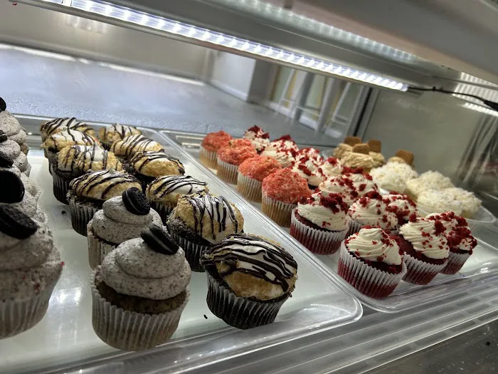 Charmaine's Cake Boutique Picture 9