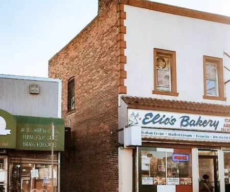 Elio's Bakery & Deli