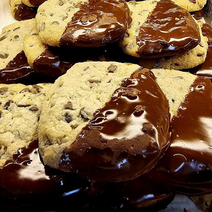 Elio's Bakery & Deli Picture 7