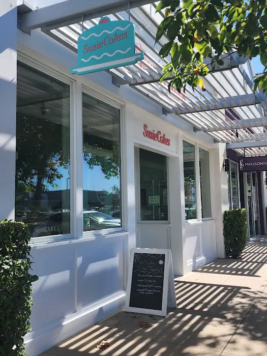 SusieCakes - Woodland Hills Picture 3