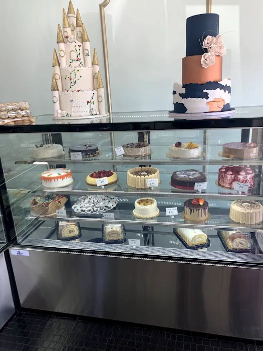 The Cake House Picture 4
