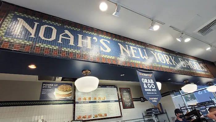 Noah's NY Bagels Picture 8
