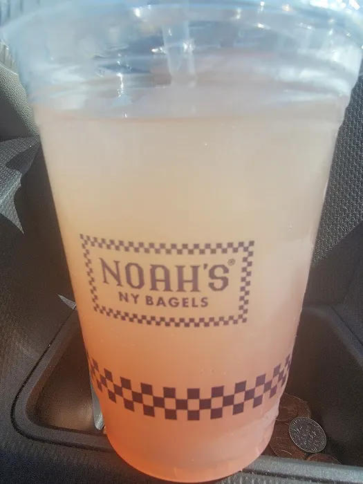 Noah's NY Bagels Picture 5