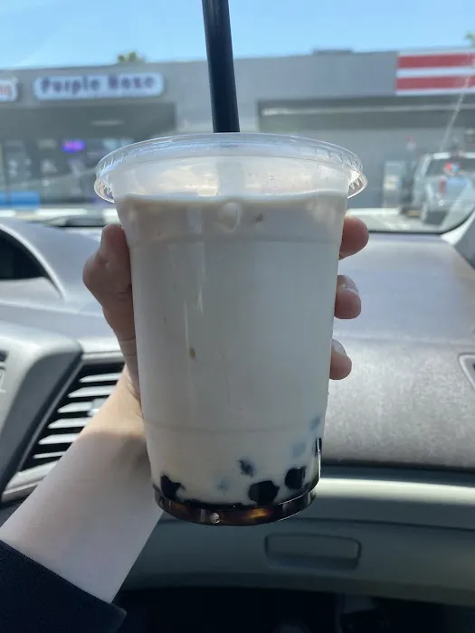 Mini's Croissants & Boba Picture 7