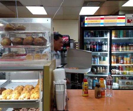 Foster's Donuts