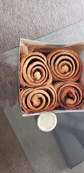Cinnabon Picture 8