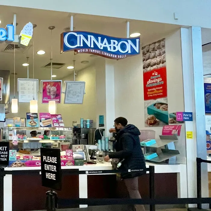 Cinnabon Picture 9