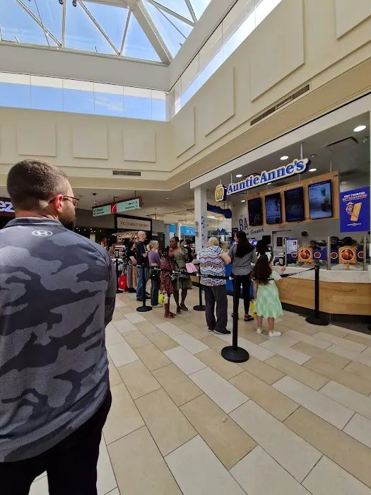 Auntie Anne's Picture 2