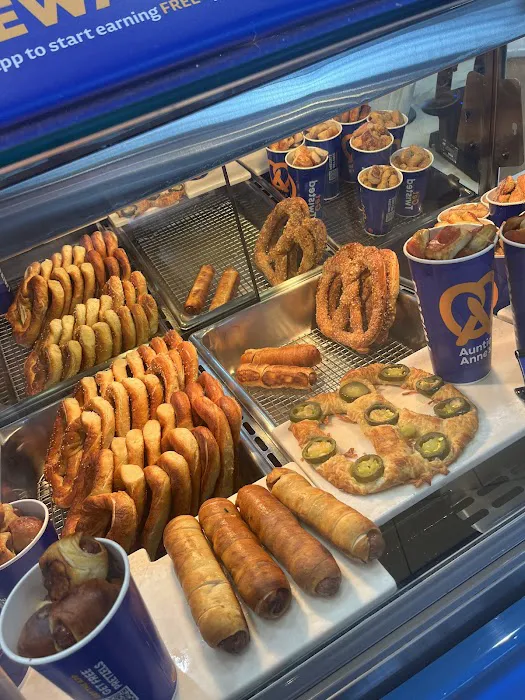Auntie Anne's Picture 8