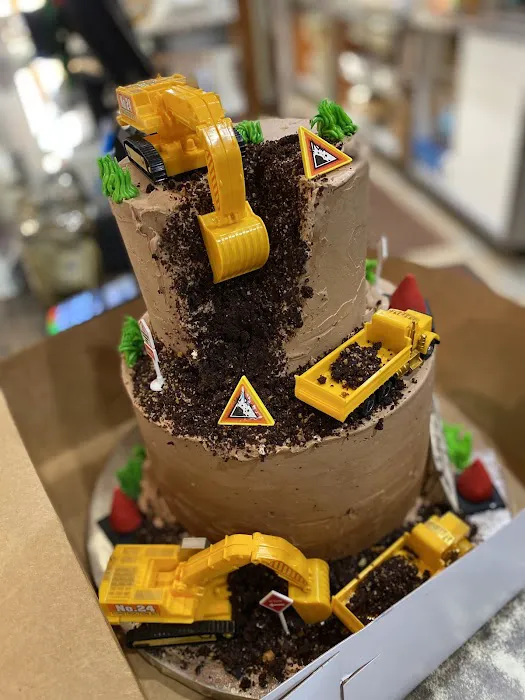 Mamolo’s Fine Pastries Picture 9