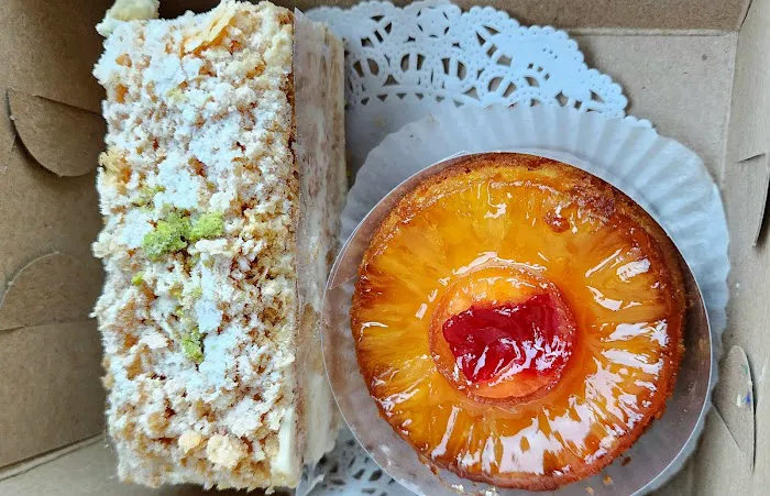 Golden Rose Bakery Picture 9