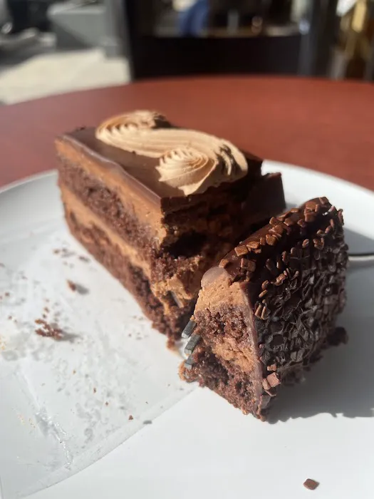 Golden Rose Bakery Picture 3
