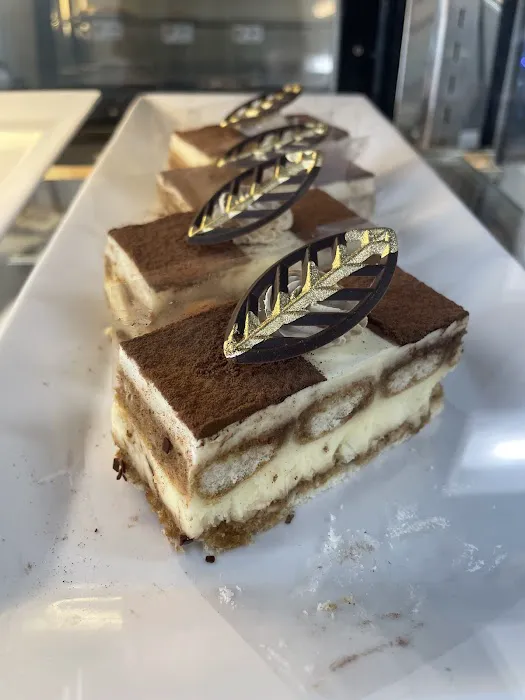 Golden Rose Bakery Picture 4