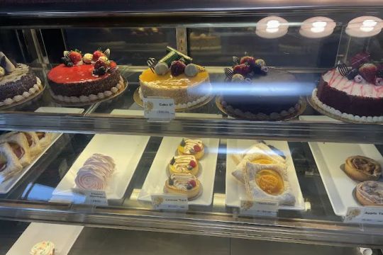 Golden Rose Bakery