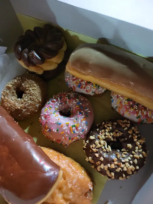 Earl's Donuts Picture 2