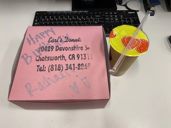 Earl's Donuts Picture 1