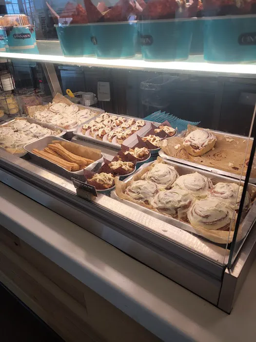 Cinnabon Picture 3