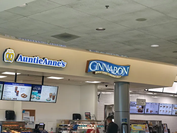 Auntie Anne's Picture 5