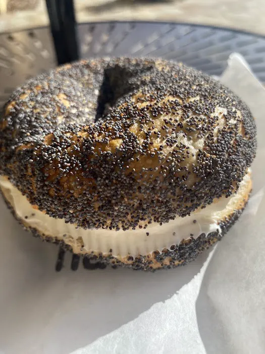 Hank's Bagels - Calabasas Picture 6
